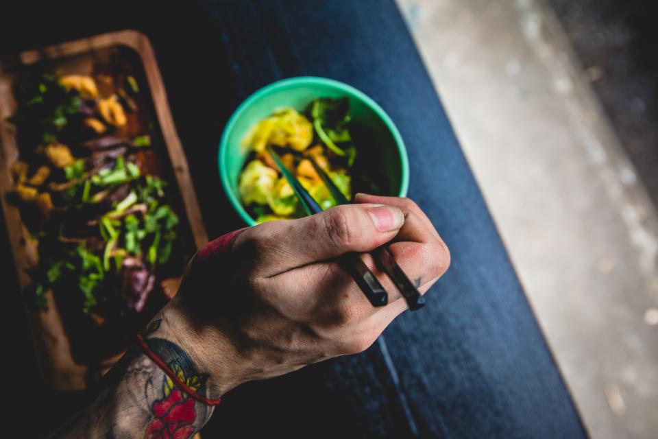 Bien-être étudiant et petit budget : des recettes pour bien manger.