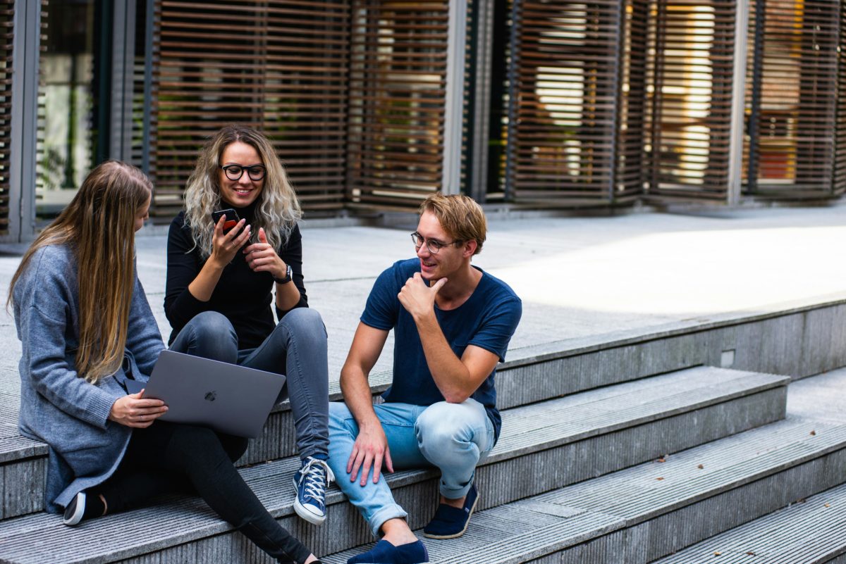 Jobs, stages, loisirs : immersion dans le quotidien étudiant